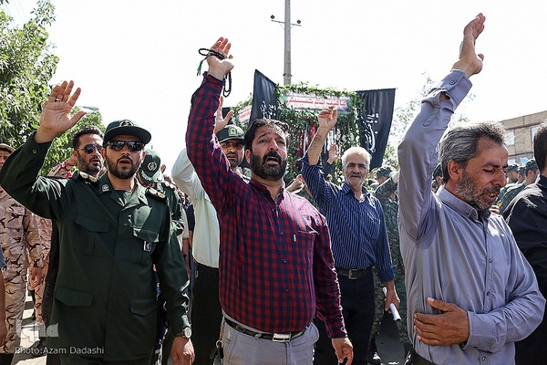 مراسم تشییع پیکر مرزبان شهید «مهدی محمدی نسب» در قزوین