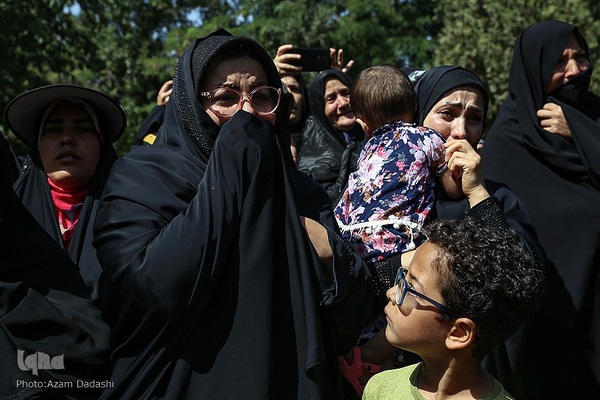 مراسم تشییع پیکر مرزبان شهید «مهدی محمدی نسب» در قزوین