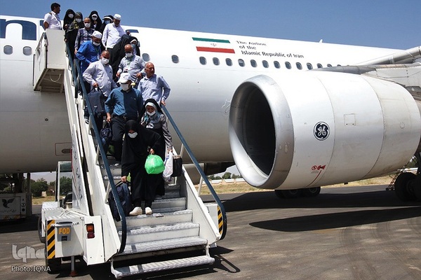 بازگشت حجاج همدانی به میهن اسلامی