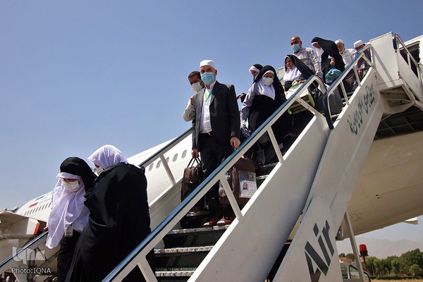 بازگشت حجاج همدانی به میهن اسلامی