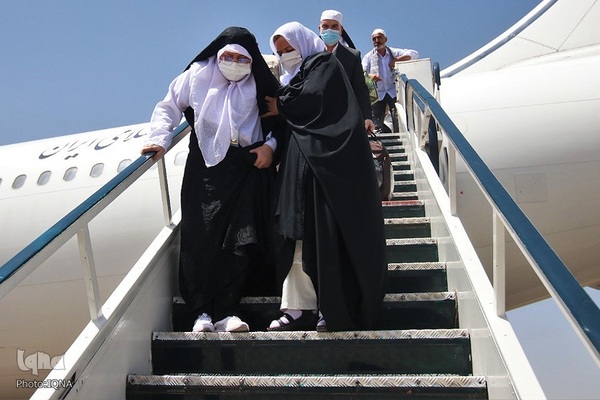 بازگشت حجاج همدانی به میهن اسلامی
