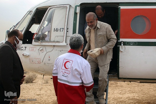 بازدید سردار وحیدی، وزیر کشور از مناطق سیل زده استهبان