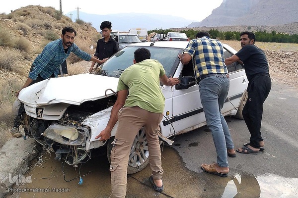 بازدید سردار وحیدی، وزیر کشور از مناطق سیل زده استهبان