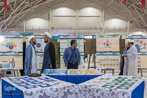 آیین گشایش نمایشگاه «روایت تبلیغ» در اصفهان