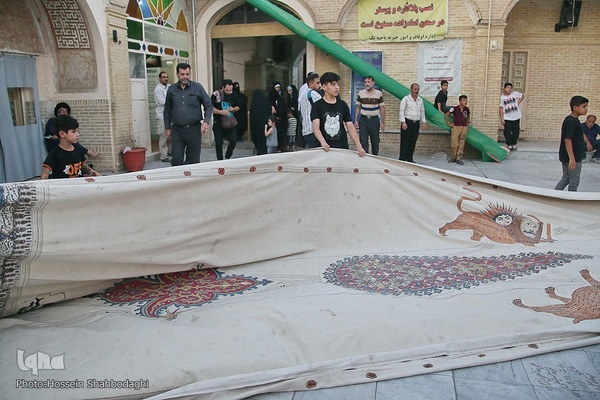 برپایی خیمه عزا در امامزاده موسی مبرقع(ع)
