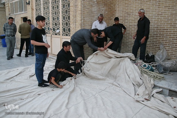برپایی خیمه عزا در امامزاده موسی مبرقع(ع)
