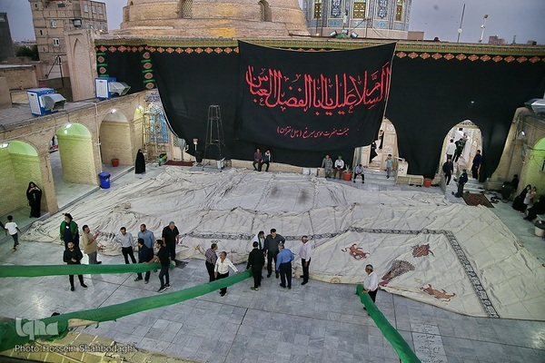 برپایی خیمه عزا در امامزاده موسی مبرقع(ع)
