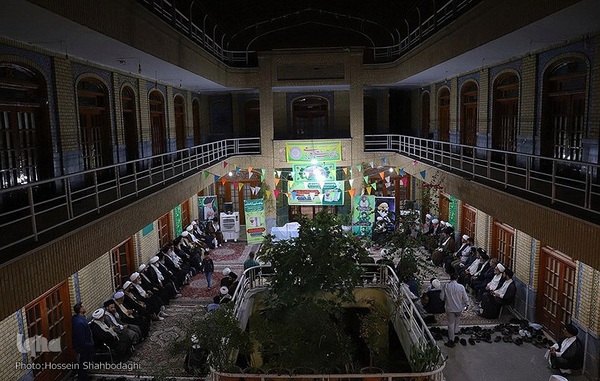 آیین رونمایی از کتاب «اصول العقائد و جامع الفوائد»