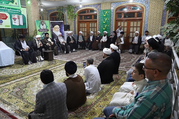 آیین رونمایی از کتاب «اصول العقائد و جامع الفوائد»