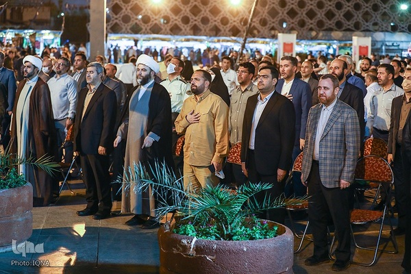 افتتاح بیستمین نمایشگاه عطر سیب