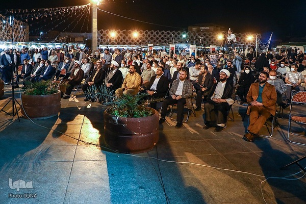 افتتاح بیستمین نمایشگاه عطر سیب