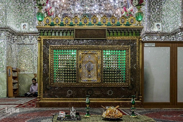 مراسم غبارروبی و عطرافشانی حرم مطهر علی بن حمزه(ع)‎‎