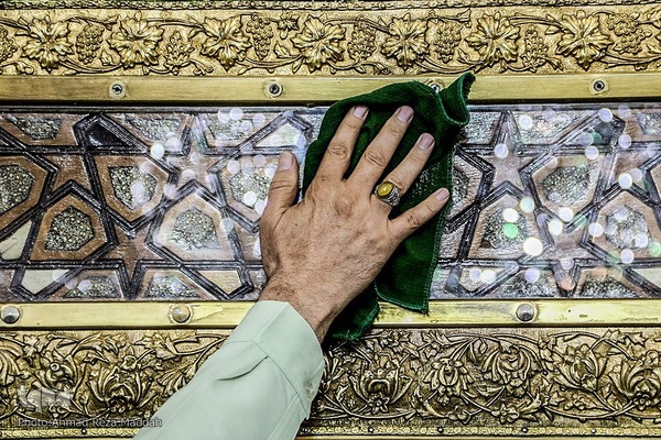 مراسم غبارروبی و عطرافشانی حرم مطهر علی بن حمزه(ع)‎‎