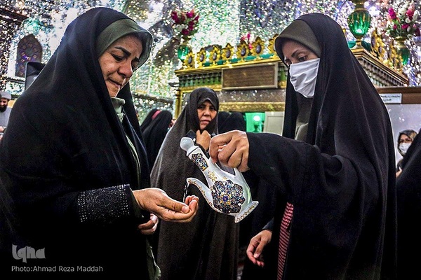 مراسم غبارروبی و عطرافشانی حرم مطهر علی بن حمزه(ع)‎‎