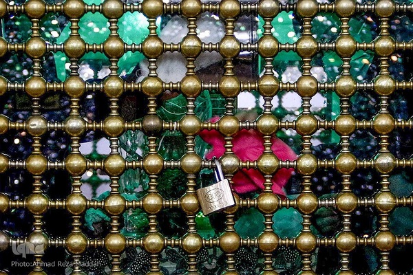 مراسم غبارروبی و عطرافشانی حرم مطهر علی بن حمزه(ع)‎‎