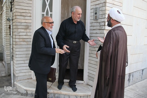 حاج حسین‌علی بزرگ قمی