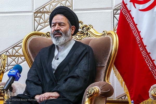 حجت‌الاسلام والمسلمین سیدعبدالفتاح نواب نماینده ولی فقیه در امور حج و زیارت و سرپرست زائران ایرانی