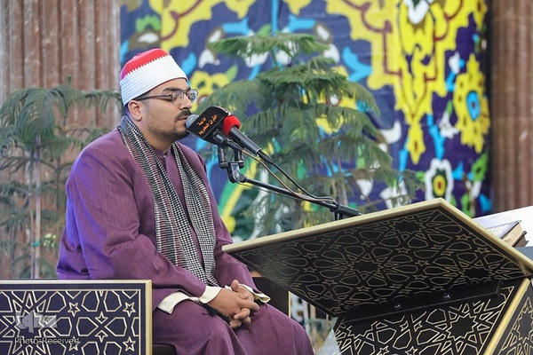 رقابت شرکت کنندگان در روز پایانی مسابقات قرآن کربلا