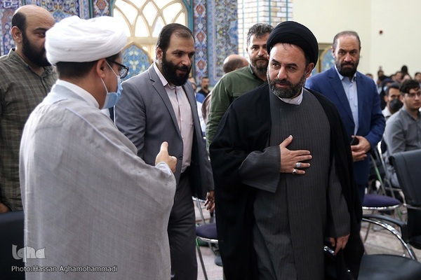 حضور حجت‌السلام و المسلمین سید محمد آقامیری، عضو شورای شهر تهران در مراسم