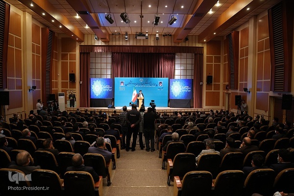 دیدار حجت‌الاسلام و المسلمین ابراهیم رییسی، رییس جمهور با جمعی از مدیران و پژوهشگران جهاد دانشگاهی