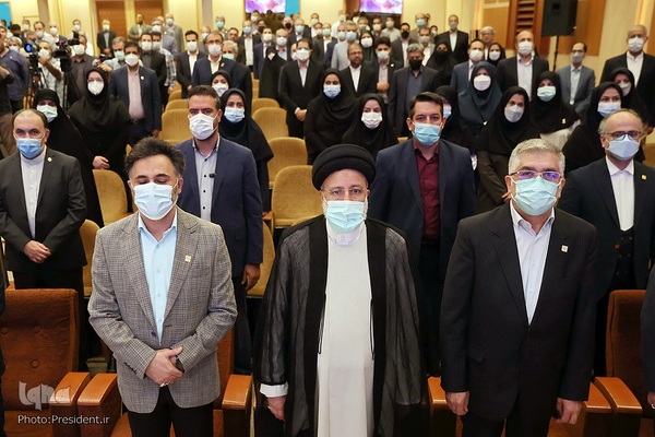 دیدار حجت‌الاسلام و المسلمین ابراهیم رییسی، رییس جمهور با جمعی از مدیران و پژوهشگران جهاد دانشگاهی