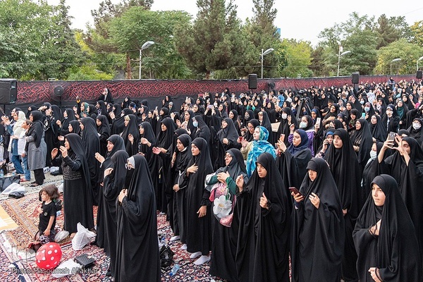 مراسم سیاه‌پوشان امامزاده محمد (ع) کرج