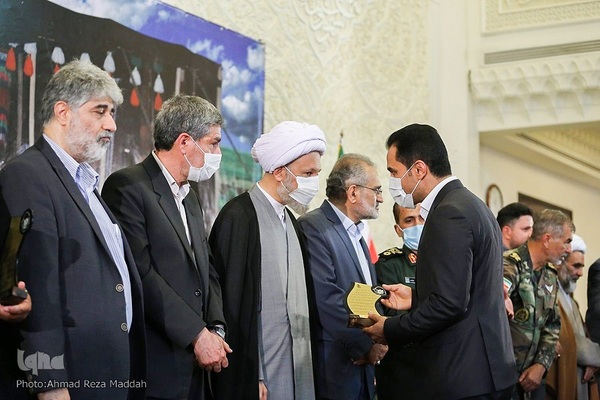 نخستین یادواره شهدای قشقایی کشور در حرم شاهچراغ(ع)‎‎