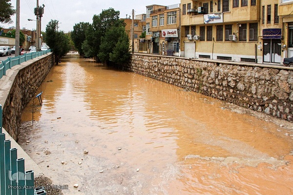محاصره شهر یزد در سیل ومعایر شهری زیر آب‎‎