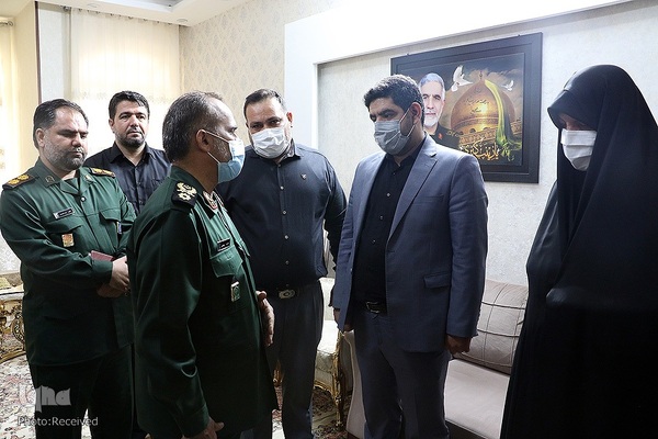 پایان ۸ سال فراق خانواده شهید عبدالله اسکندری، سردار بی سر مدافع حرم از پیکر مطهر این شهید والامقام