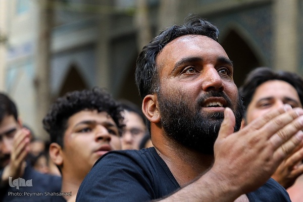 آیین عزاداری حسینی در گذر چهارباغ عباسی اصفهان