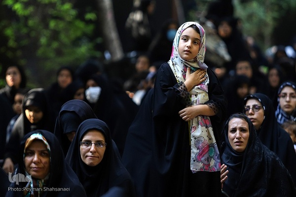 آیین عزاداری حسینی در گذر چهارباغ عباسی اصفهان