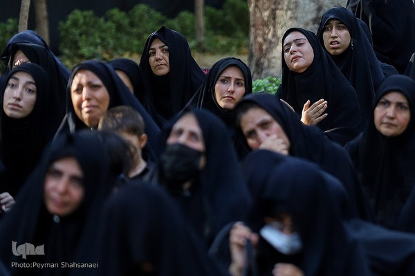 آیین عزاداری حسینی در گذر چهارباغ عباسی اصفهان
