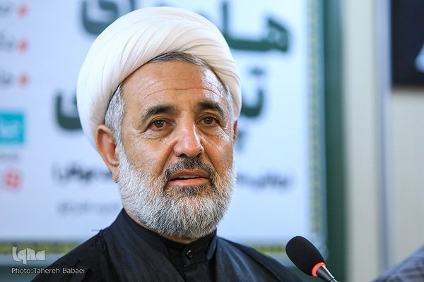  حجت الاسلام و المسلمین مجتبی ذوالنوری، همسنگر و هم رزم شهید