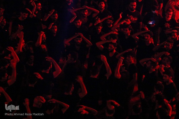شب پنجم محرم در هیئت لثارات الحسین (ع) شیراز‎‎