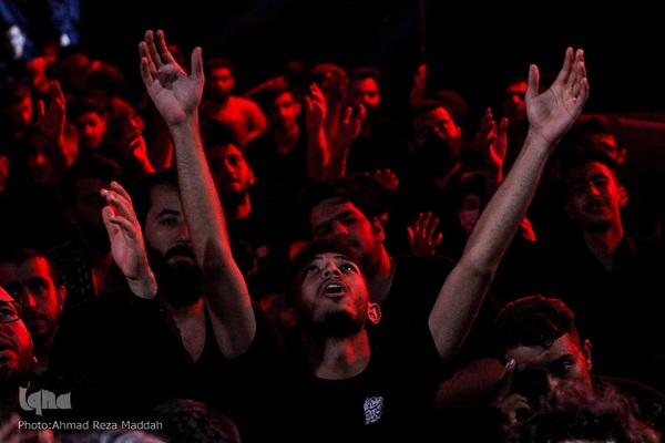 شب پنجم محرم در هیئت لثارات الحسین (ع) شیراز‎‎