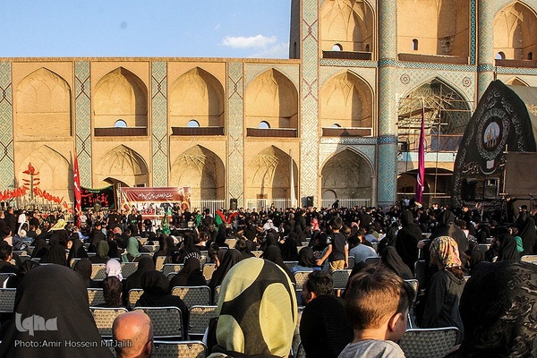 عزاداری هیئت عزادارن خاص امام حسین (ع) در یزد‎‎