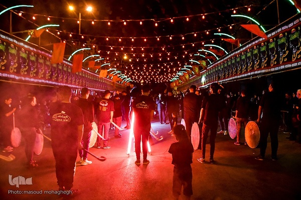 آیین عزاداری شب ششم محرم مسجد امام حسین(ع) سمنان