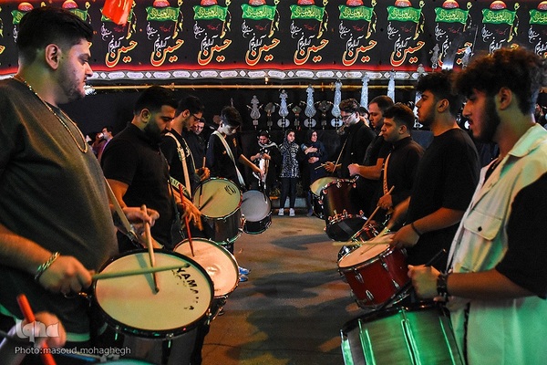 آیین عزاداری شب ششم محرم مسجد امام حسین(ع) سمنان