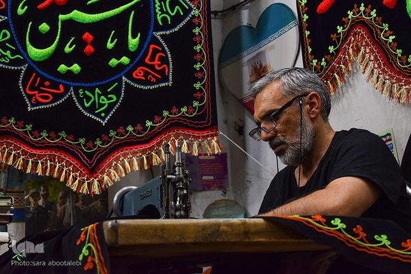 پرچم‌دوزی؛ نماد خلاقیت و عشق هنرمند ایرانی به اهل بیت‌(ع)‎‎