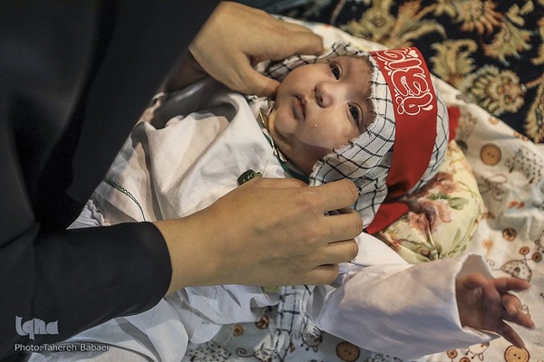 حسینیه ایران؛ سوگواره شیرخوارگان حسینی در مهدیه تهران