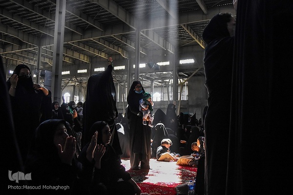 حسینیه ایران؛ سوگواره شیرخوارگان حسینی در مصلی سمنان