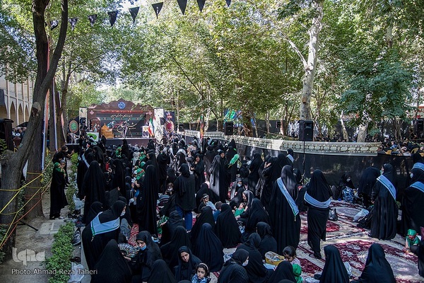 حسینیه ایران؛ سوگواره شیرخوارگان حسینی در چهارباغ عباسی اصفهان