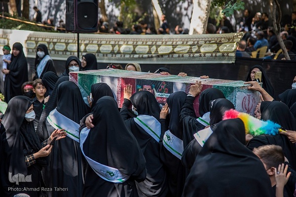 حسینیه ایران؛ سوگواره شیرخوارگان حسینی در چهارباغ عباسی اصفهان