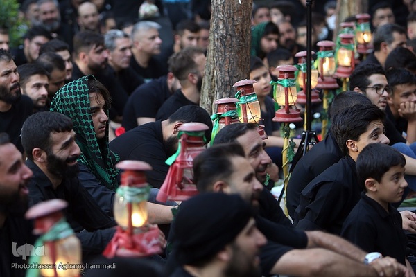 مراسم عزاداری روز هفتم محرم در قطعه 40 (سرداران بی پلاک) بهشت زهرای تهران