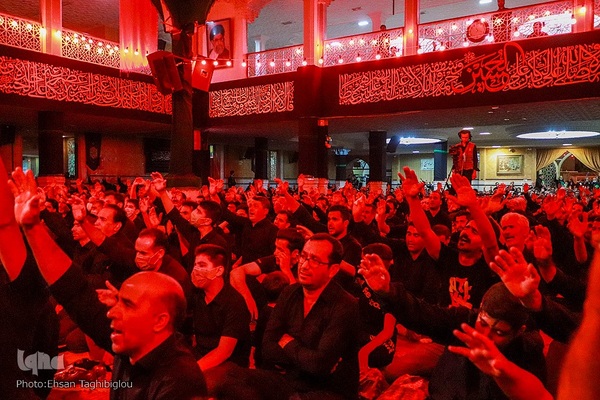 حسینیه ایران؛ عزاداری شب هشتم محرم در زنجان‎‎