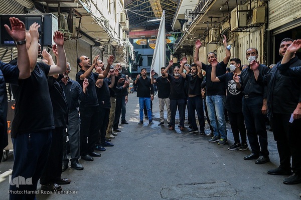 حسینیه ایران؛ عزاداری روز هشتم محرم در بازار تهران