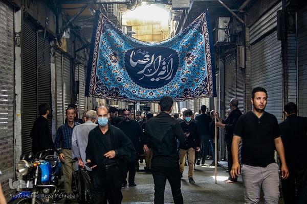 حسینیه ایران؛ عزاداری روز هشتم محرم در بازار تهران