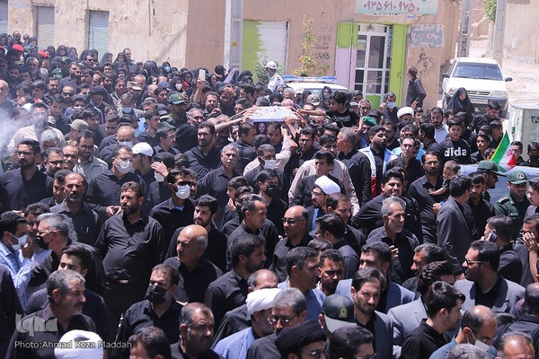 آئین وداع با پیکر شهید عبدالله اسکندری در شهرستان خرامه