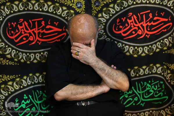 مراسم عزاداری شب تاسوعای حسینی در تکیه نفرآباد شهر ری