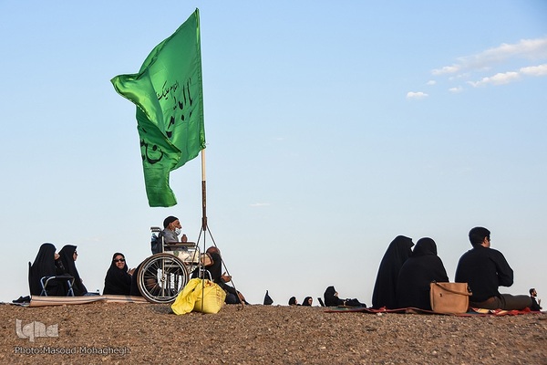 مراسم عزاداری تاسوعای حسینی در کویر «خوریان» سمنان